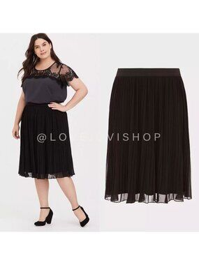 Curvy | Torrid Pleated Midi Skirt | Black Tea Length Chiffon | Classic Feminine